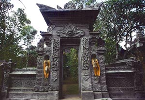 The temple gate at Besakih
